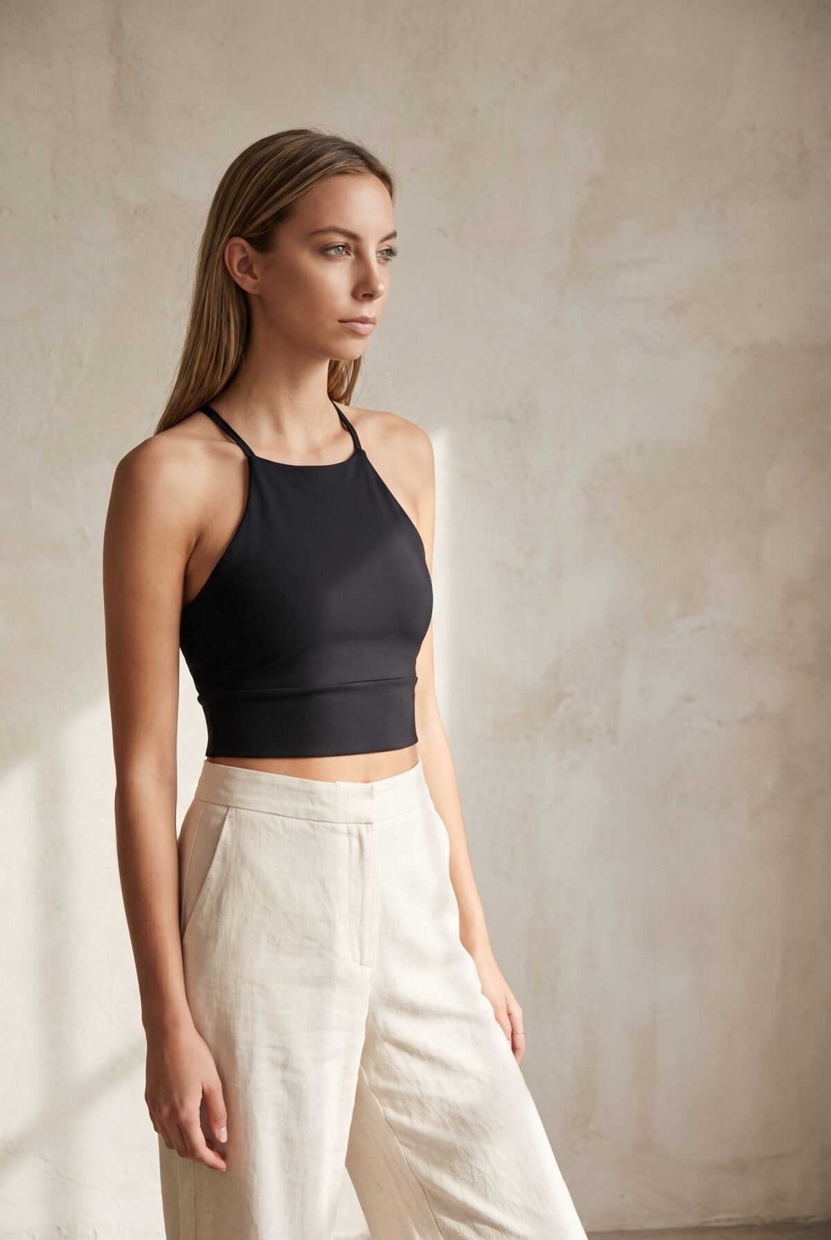 Peto Perena Negro Lycra Halter Lazo Espalda Maria Paskaro